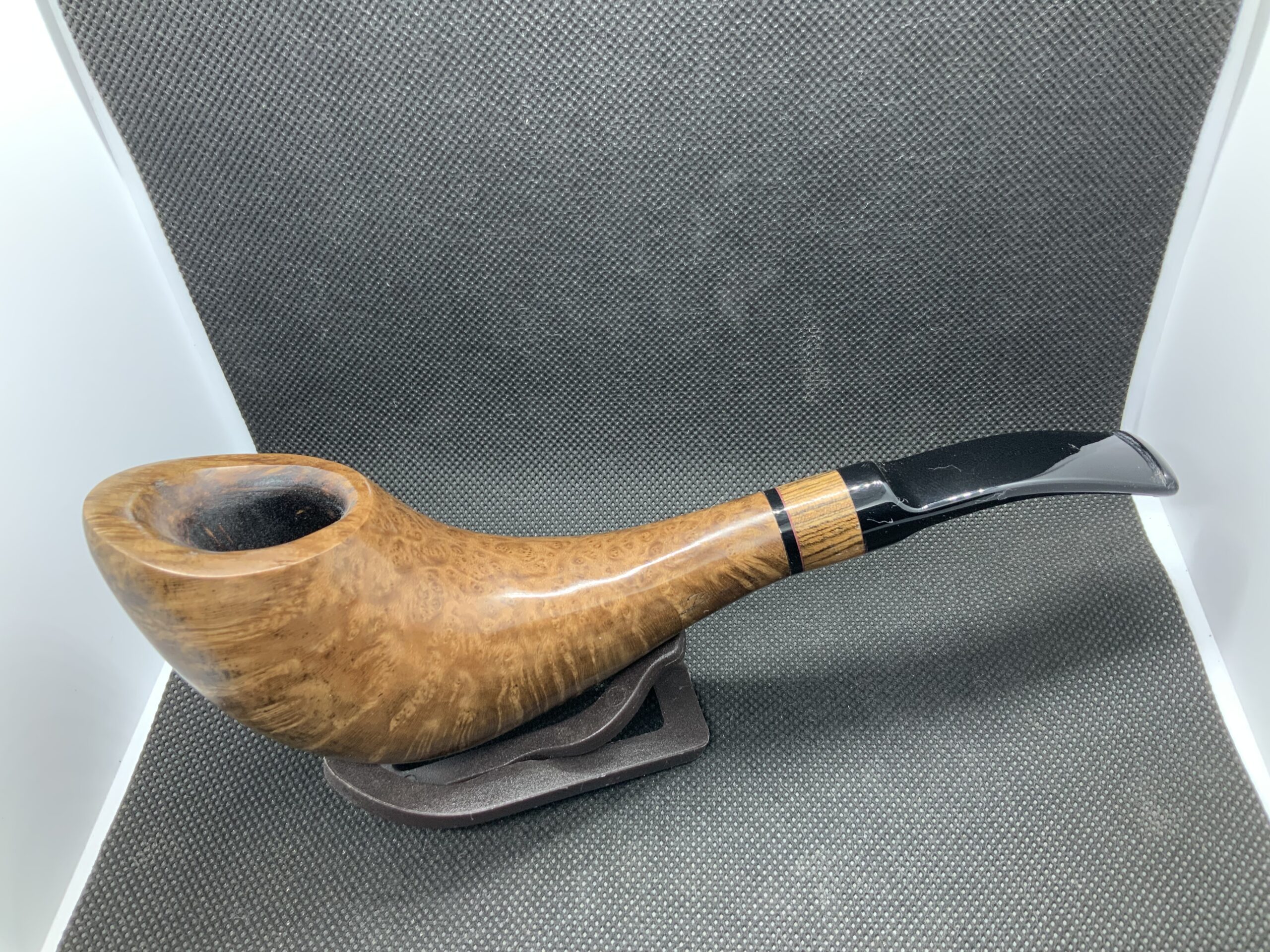 0DEF4F03-E45A-4030-B181-B6A09EABF456