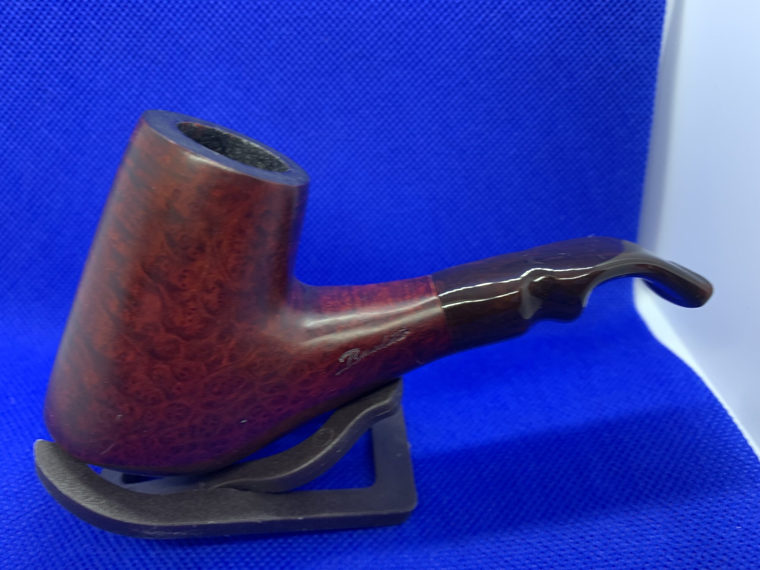 CBF1B433-7AB8-41FC-8830-229C71727146