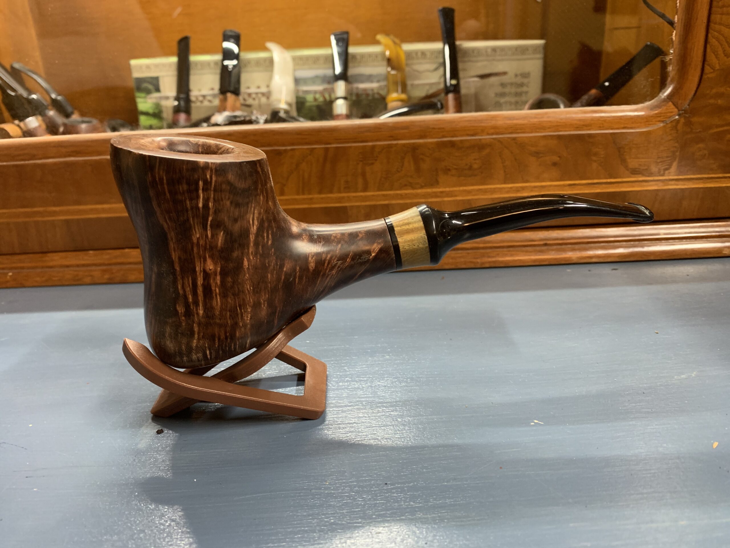 EAD6485E-E7D7-4F6F-B8F0-089FFD7C9766