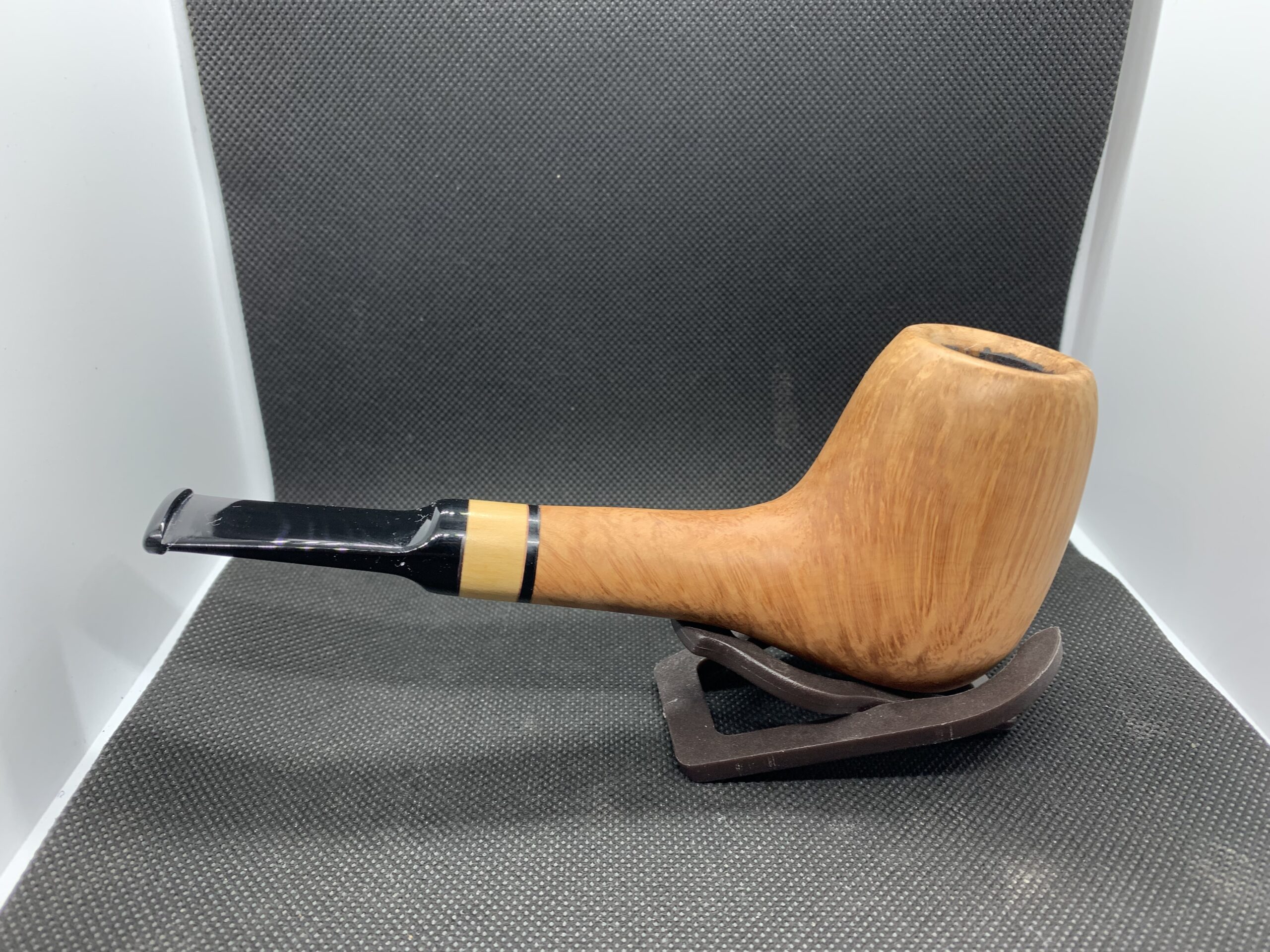 ED033441-5BB7-4482-9E35-83C7093A3A37